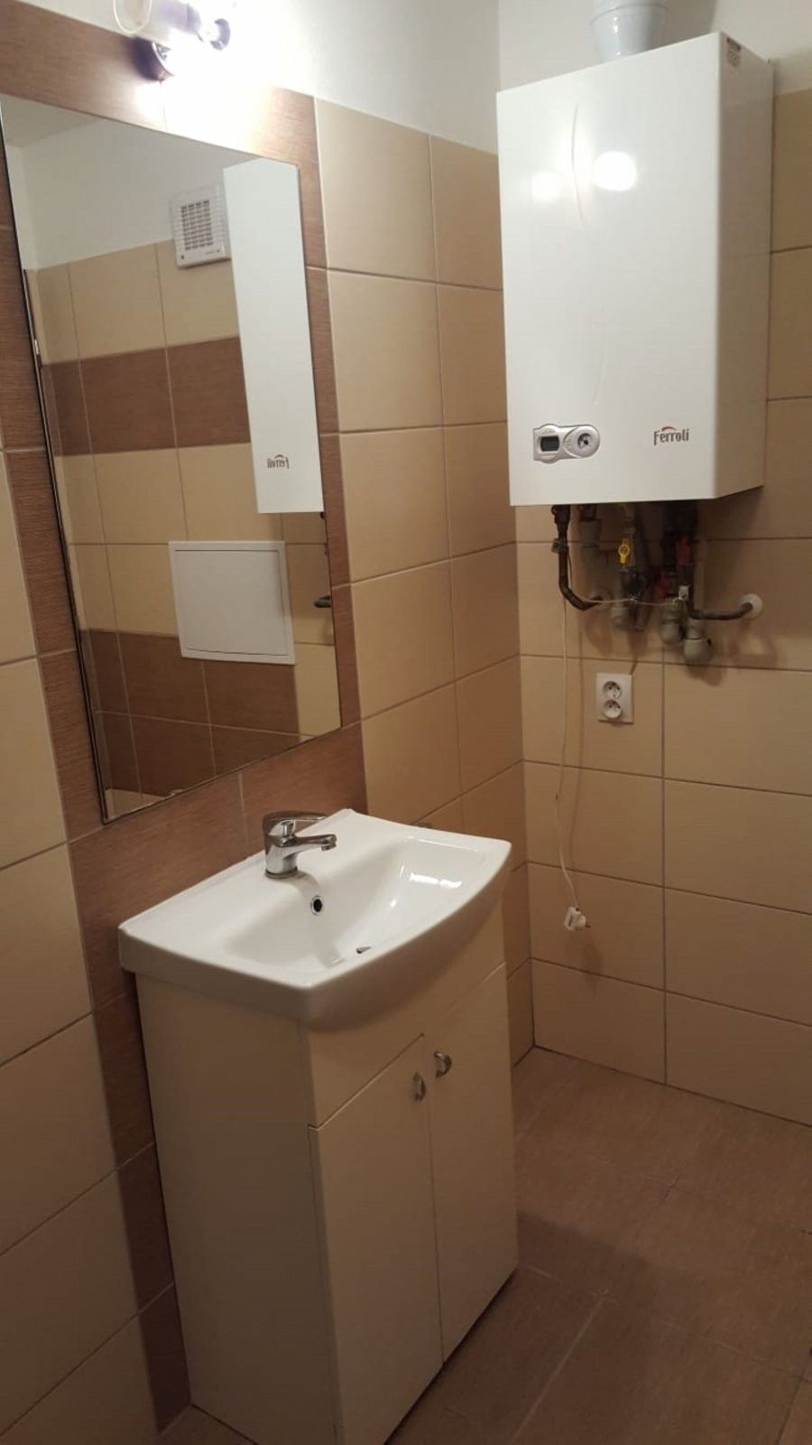 Pronájem bytu 1+kk 28 m² - foto 3