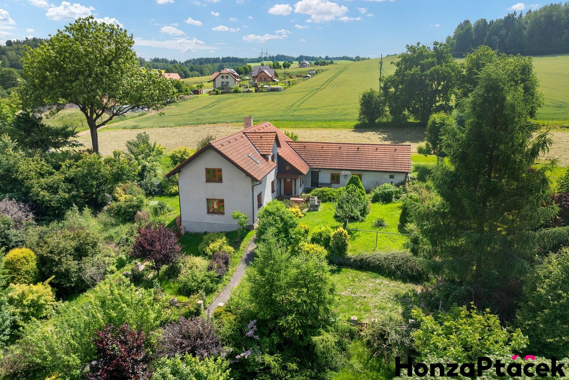 Prodej domu 244 m² - foto 1