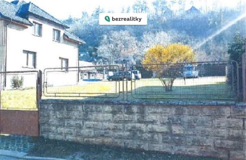 Prodej pozemku 896 m² - foto 1