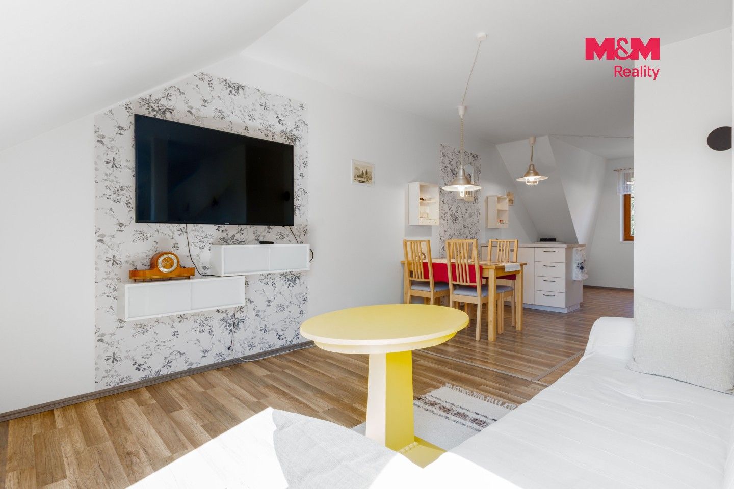 Prodej bytu 1+kk 56 m² - foto 2