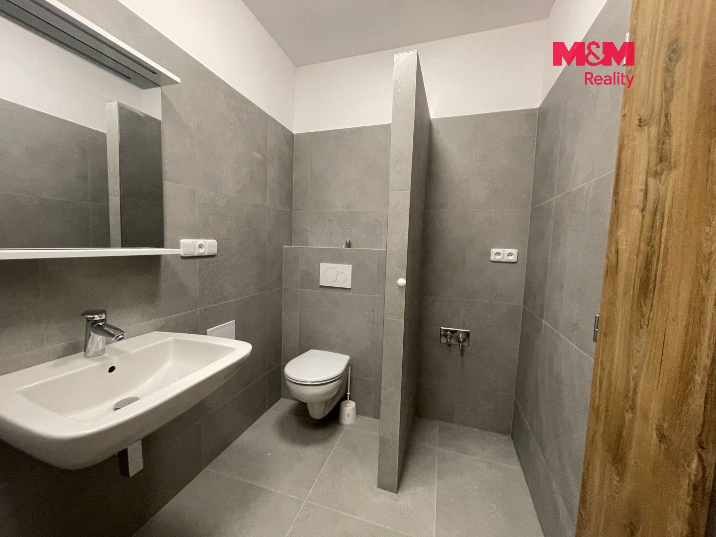 Pronájem komerčního prostoru 74 m² - foto 4