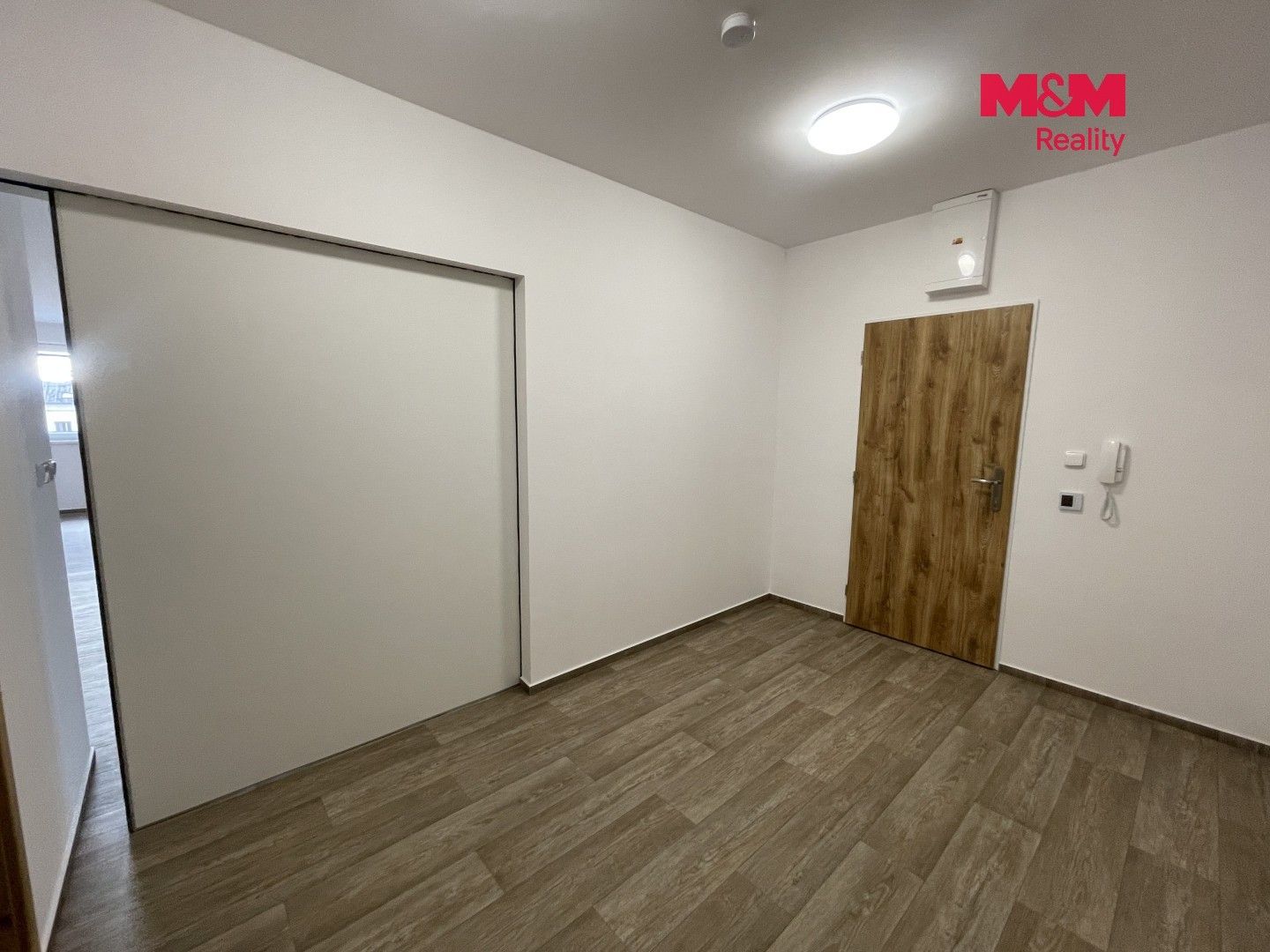Pronájem komerčního prostoru 74 m² - foto 7