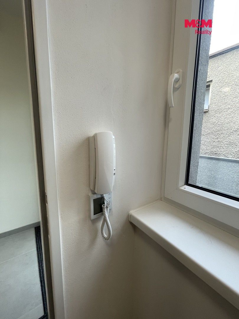 Pronájem komerčního prostoru 74 m² - foto 15
