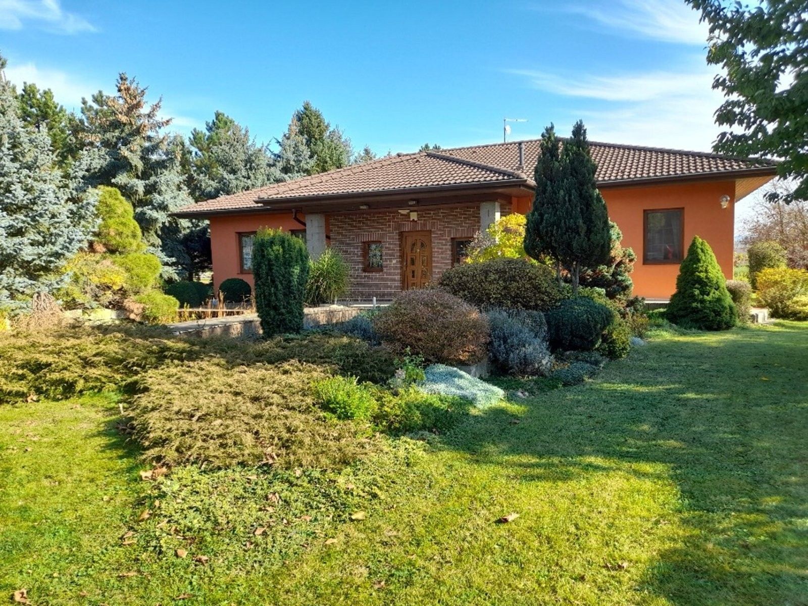 Prodej domu 164 m² - foto 1