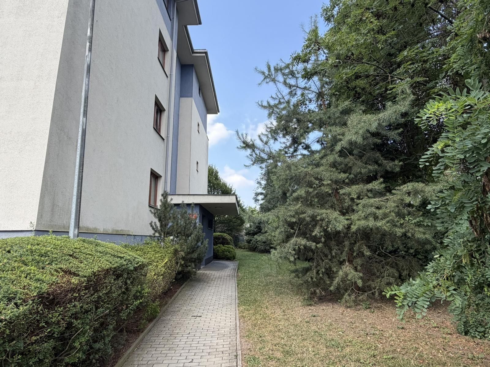 Pronájem bytu 2+kk 62 m² - foto 16