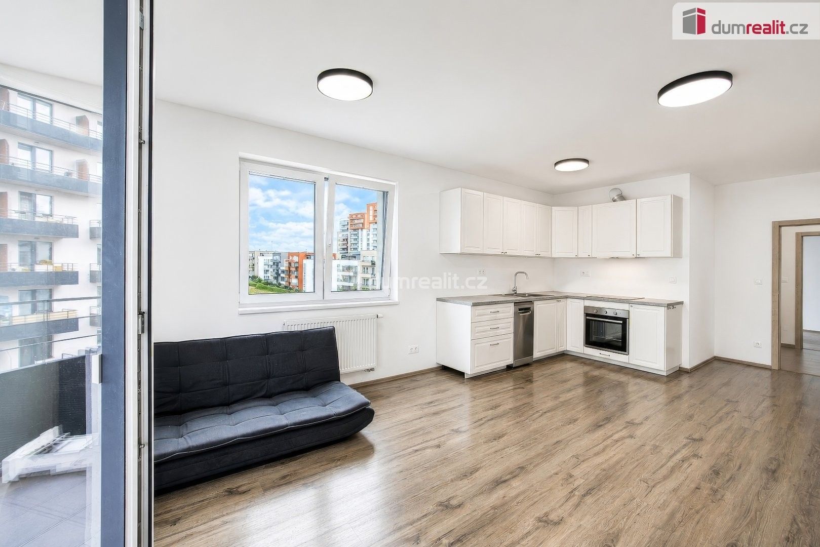 Pronájem bytu 2+kk 63 m² - foto 2
