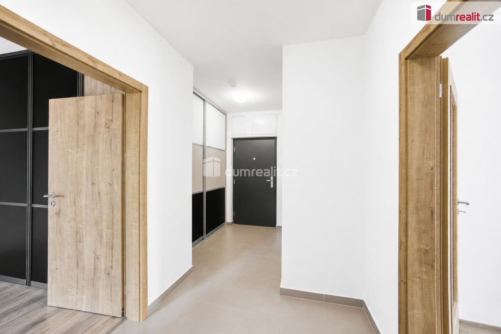 Pronájem bytu 2+kk 63 m² - foto 13