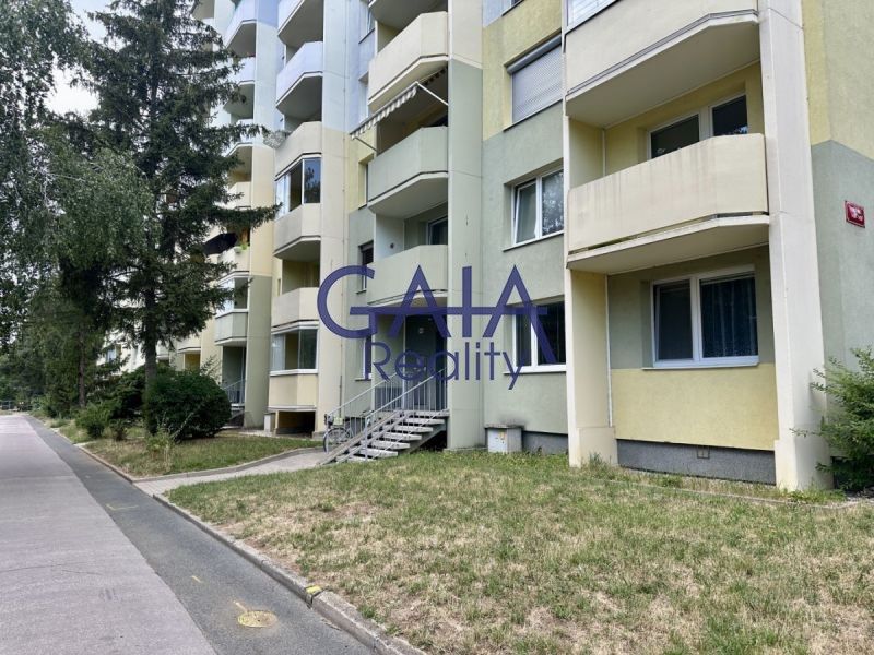 Prodej bytu 1+1 37 m² - foto 1
