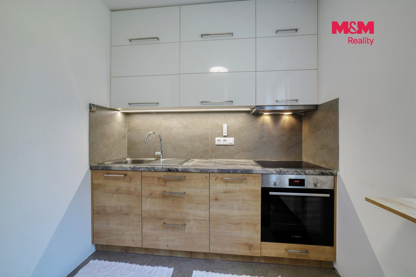 Pronájem bytu 3+1 63 m² - foto 14