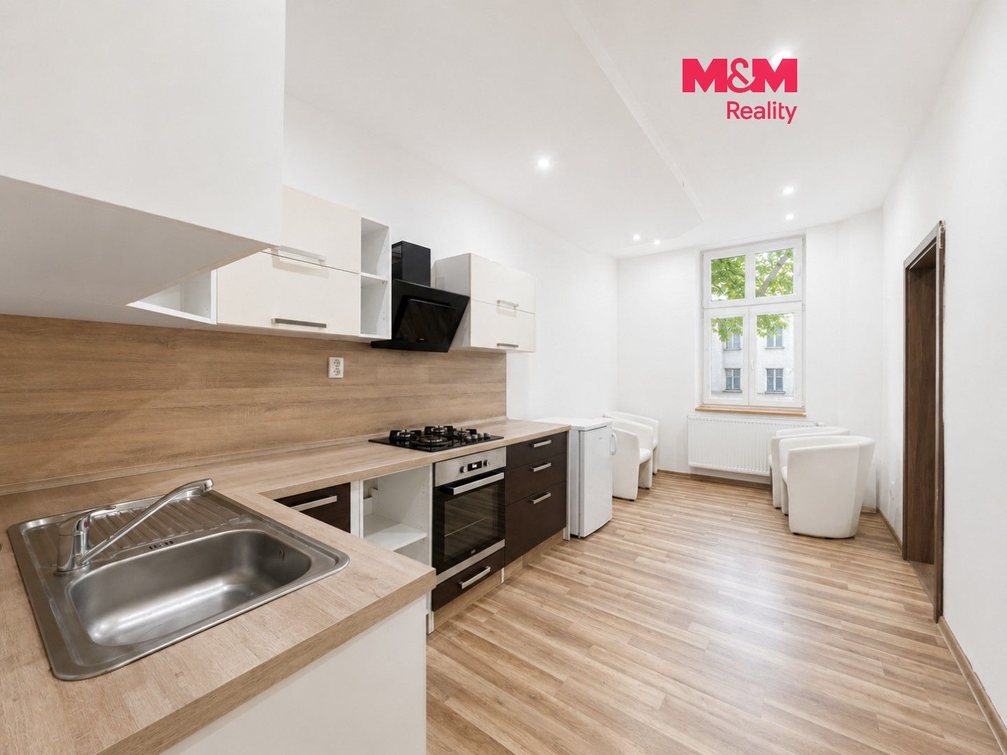 Pronájem bytu 2+kk 54 m² - foto 1