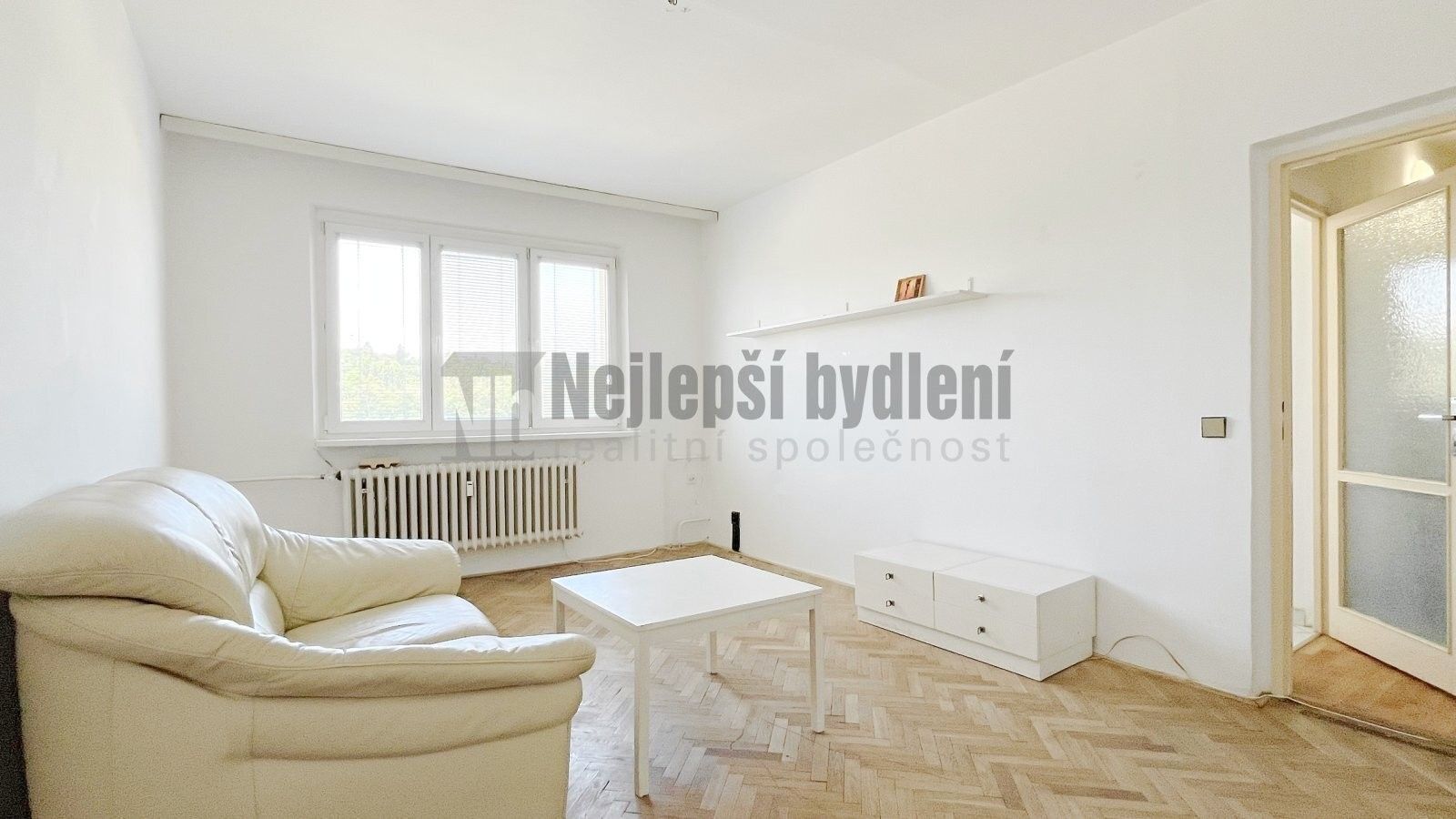 Prodej bytu 1+1 37 m² - foto 1