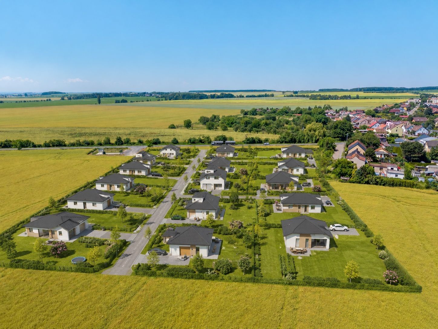 Prodej pozemku 14692 m² - foto 2