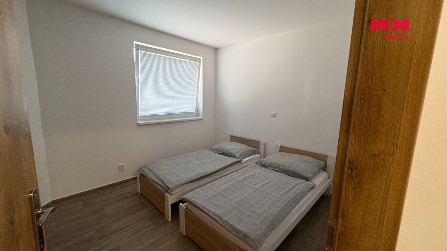 Pronájem komerčního prostoru 57 m² - foto 6