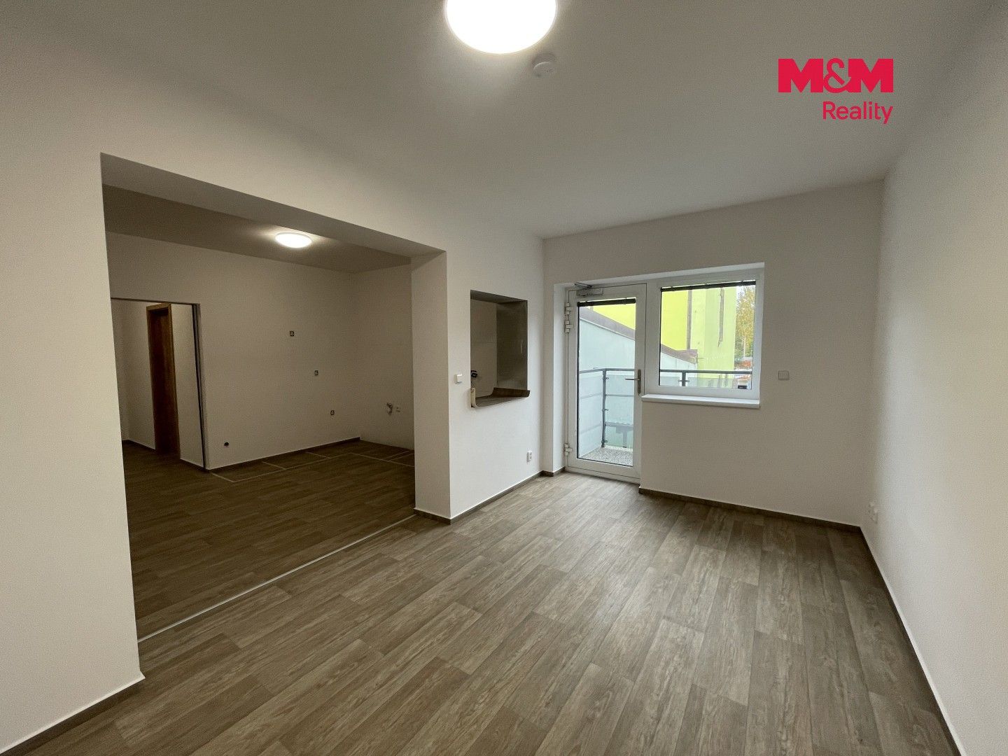 Pronájem komerčního prostoru 57 m² - foto 3