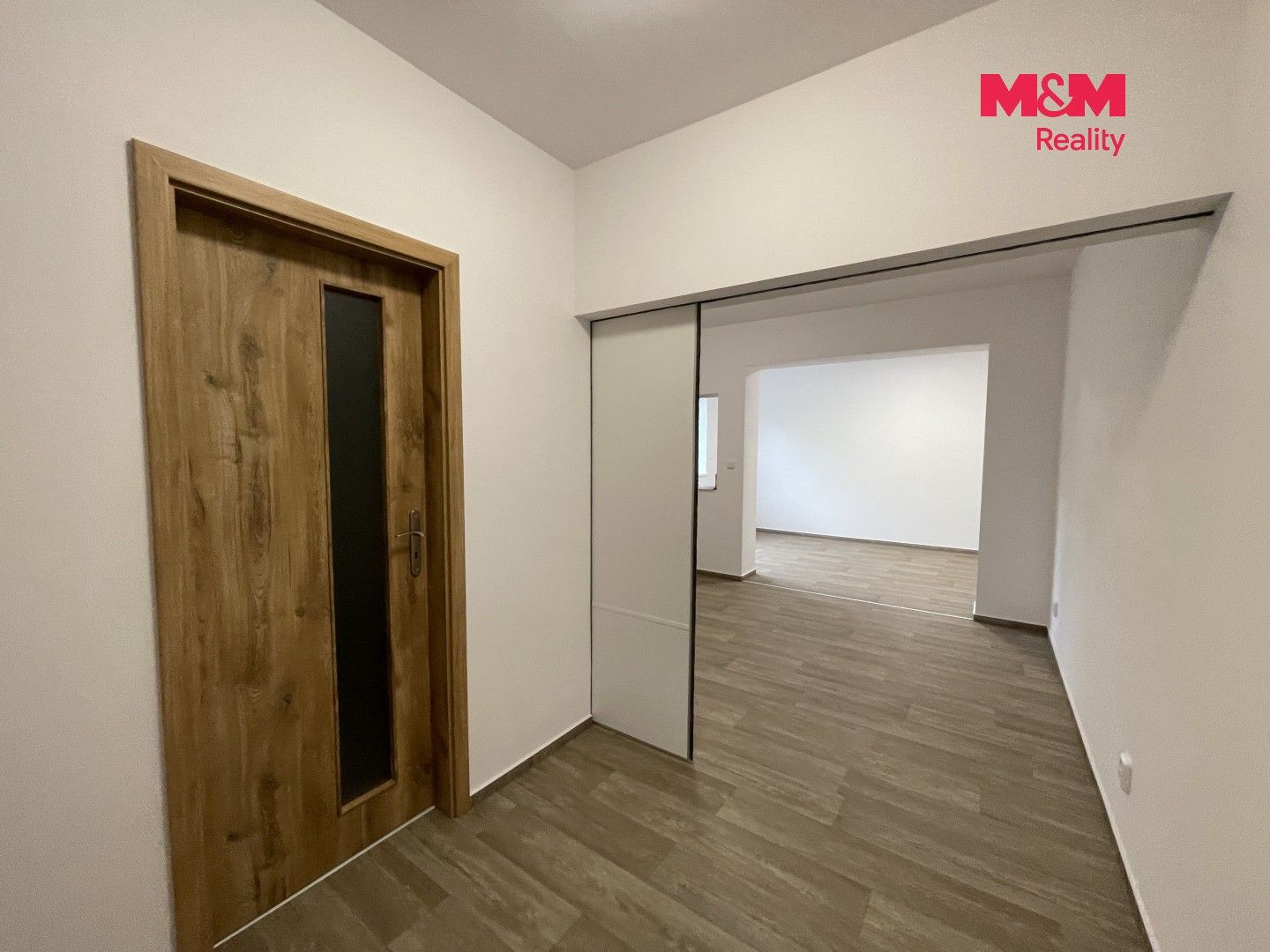 Pronájem komerčního prostoru 57 m² - foto 8