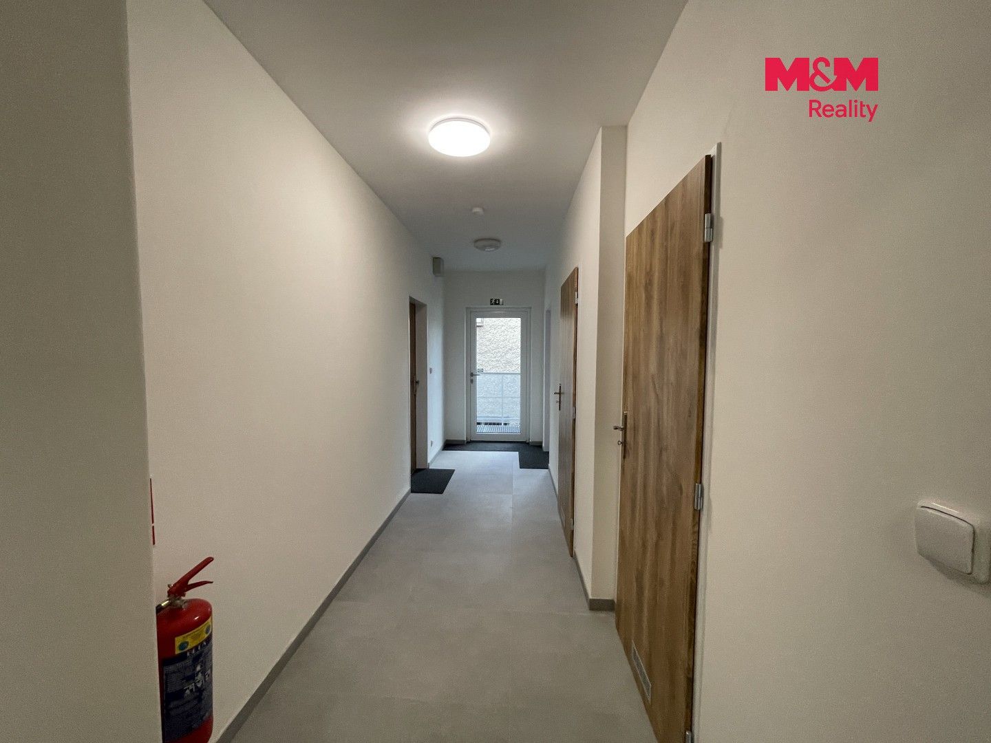 Pronájem komerčního prostoru 57 m² - foto 19