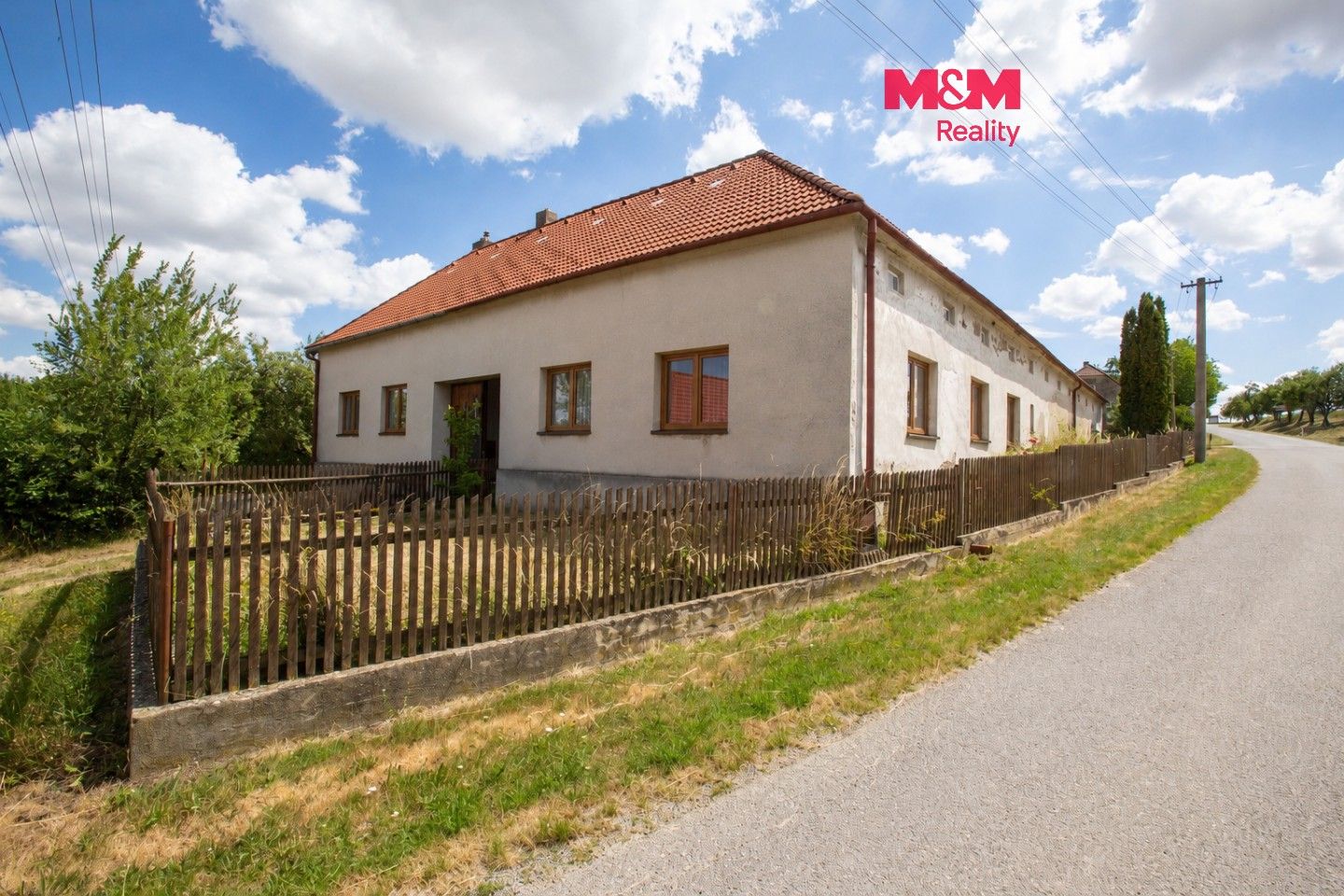 Prodej domu 189 m² - foto 1