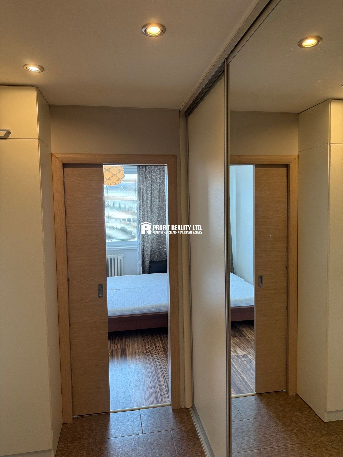Prodej bytu 2+kk 44 m² - foto 8