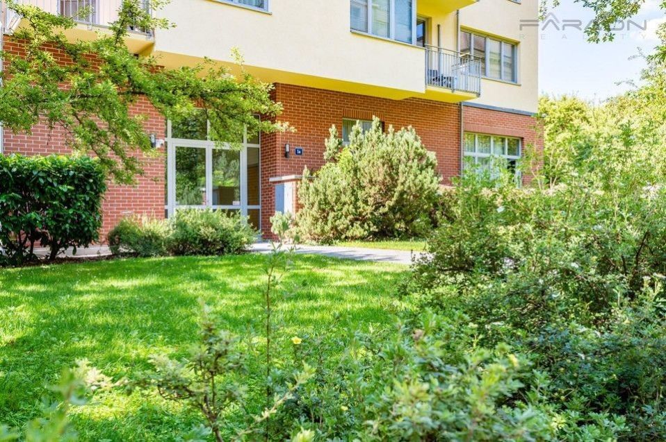 Pronájem bytu 3+kk 96 m² - foto 13