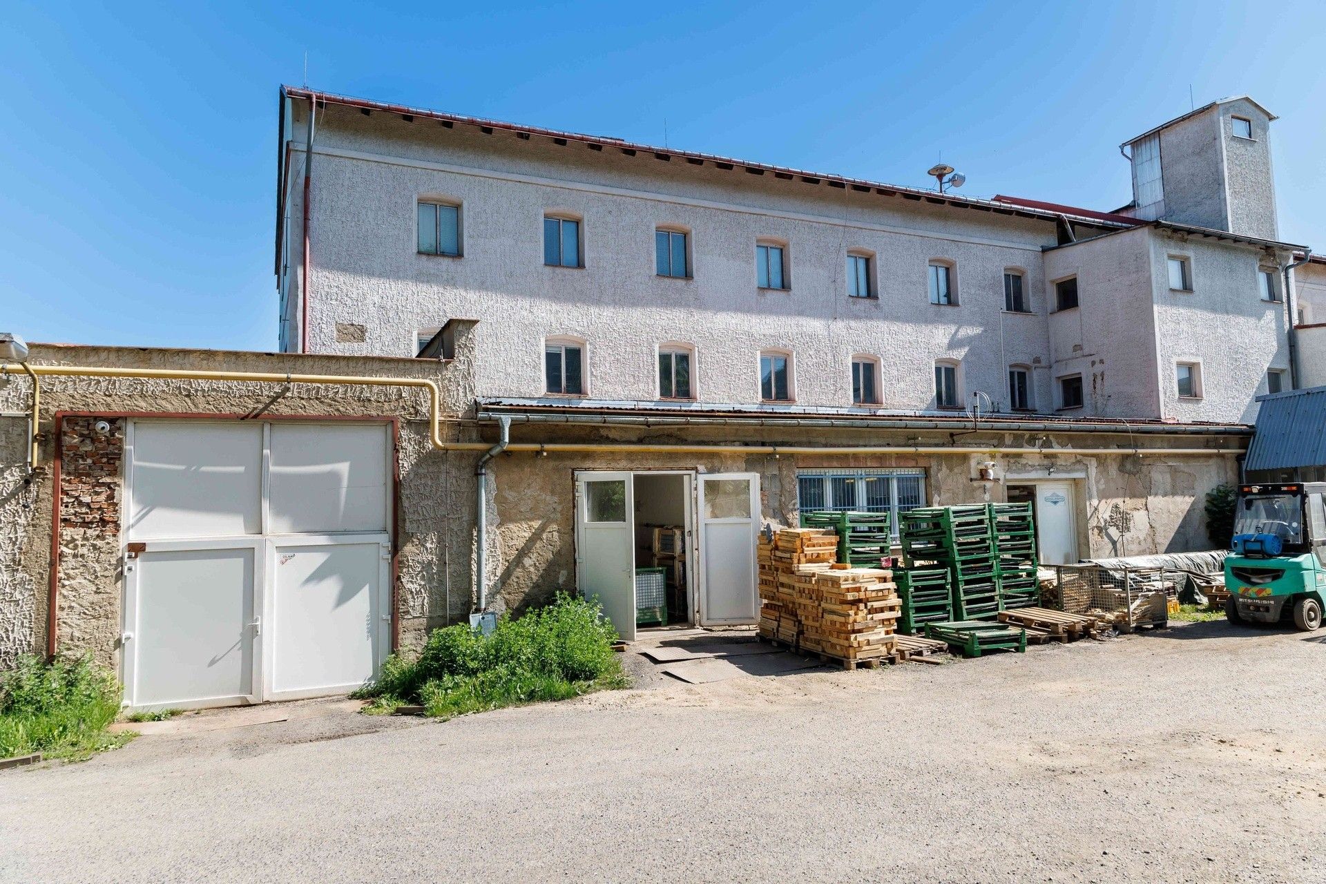 Prodej komerčního prostoru 24366 m² - foto 4