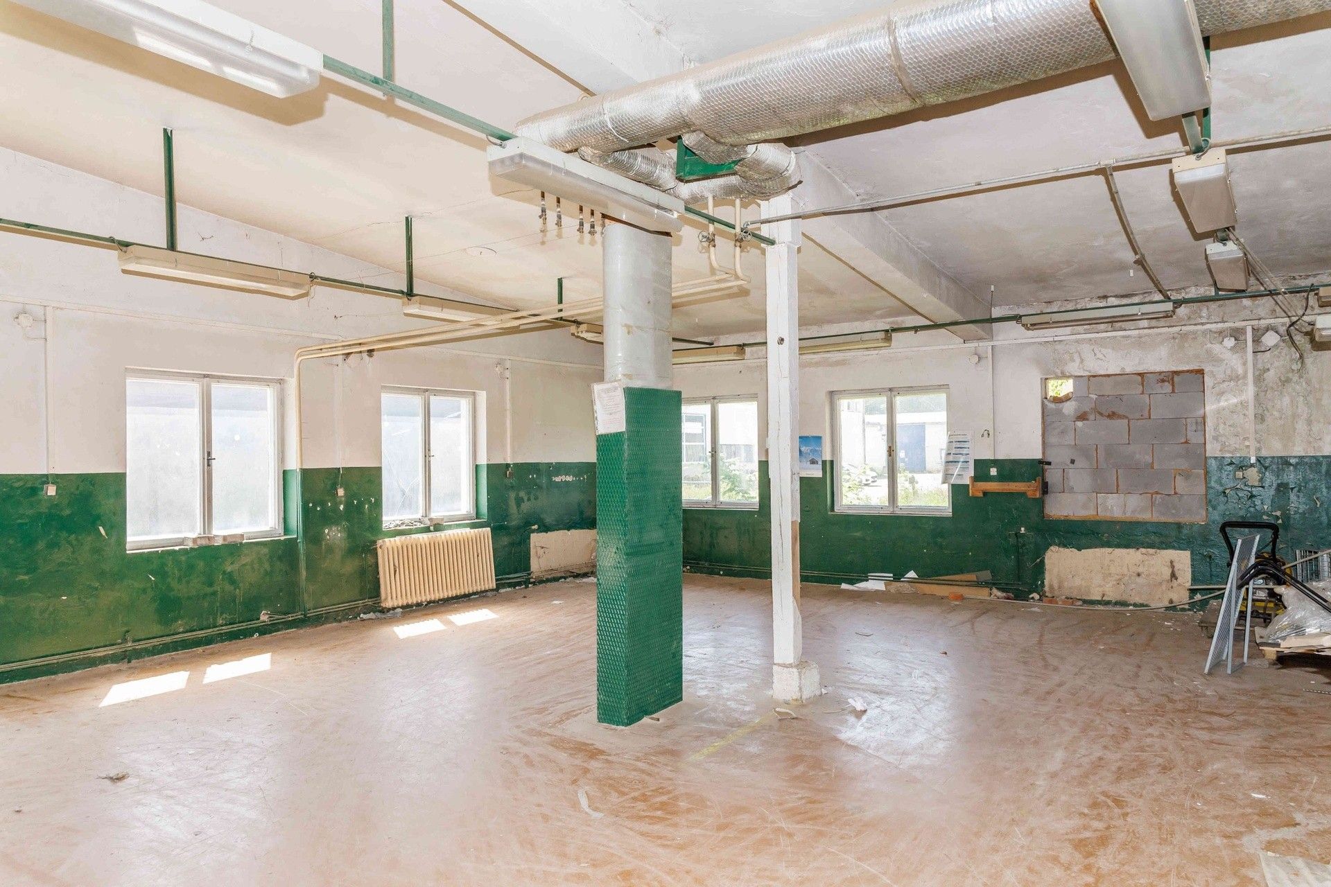 Prodej komerčního prostoru 24366 m² - foto 21