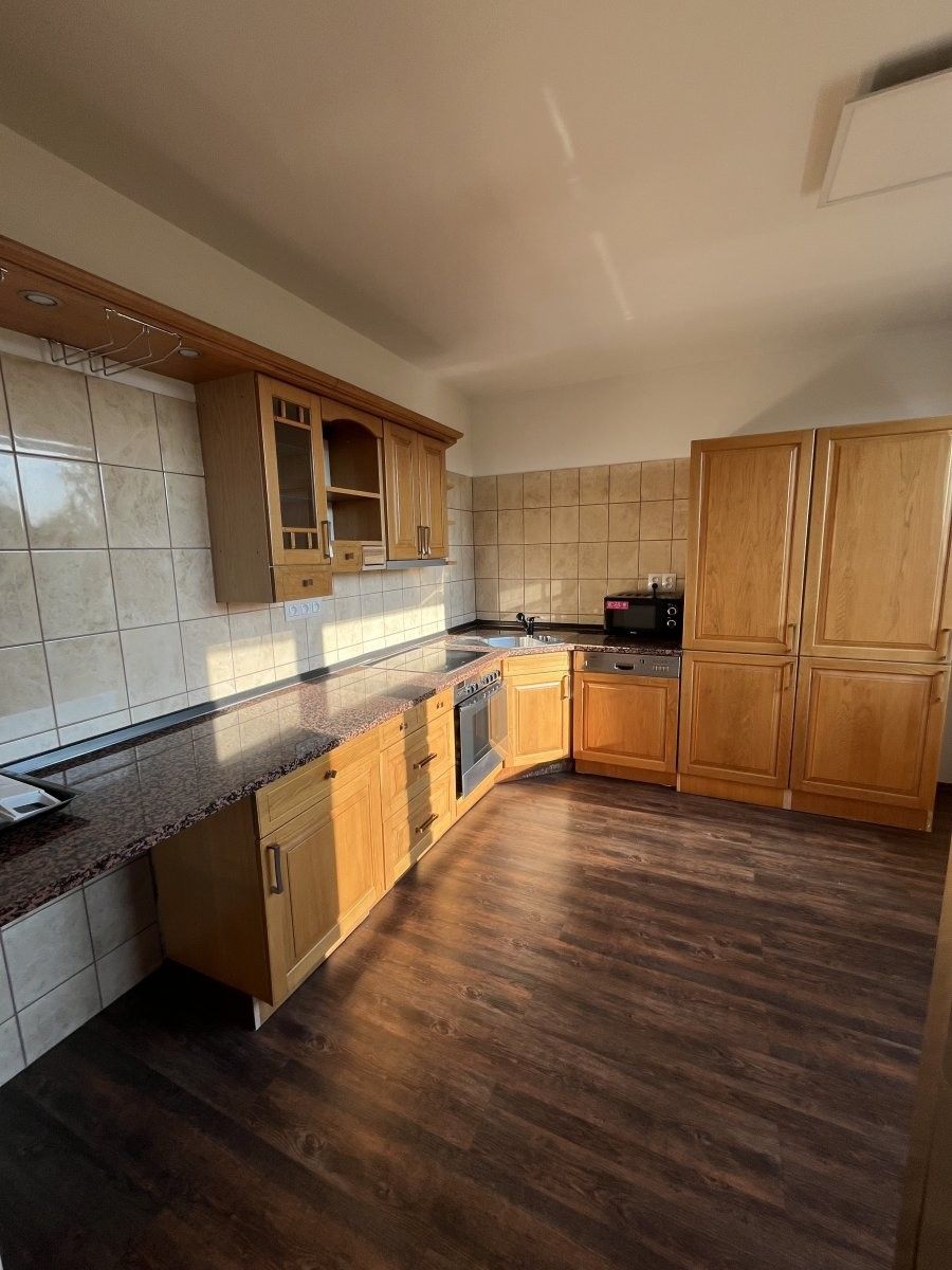Pronájem bytu 3+1 78 m² - foto 5
