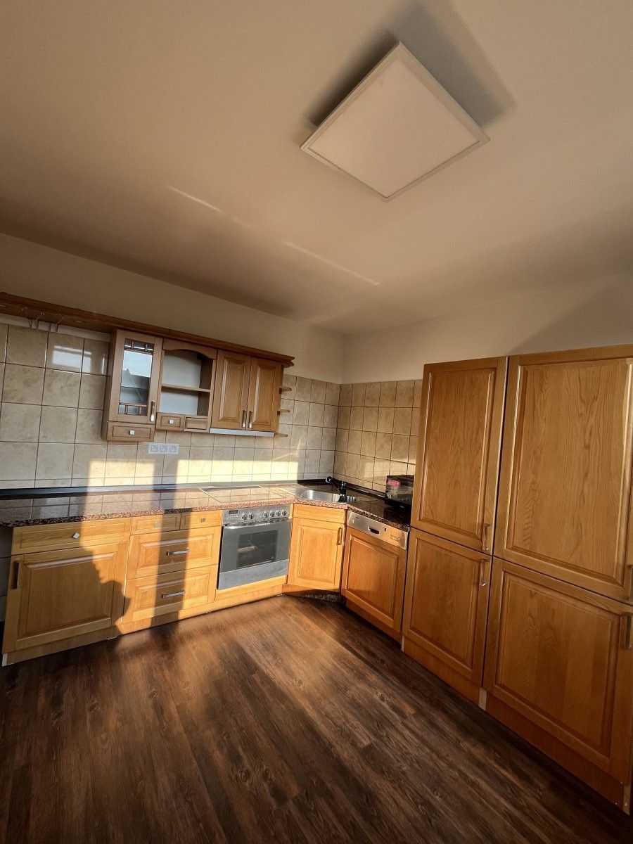 Pronájem bytu 3+1 78 m² - foto 6