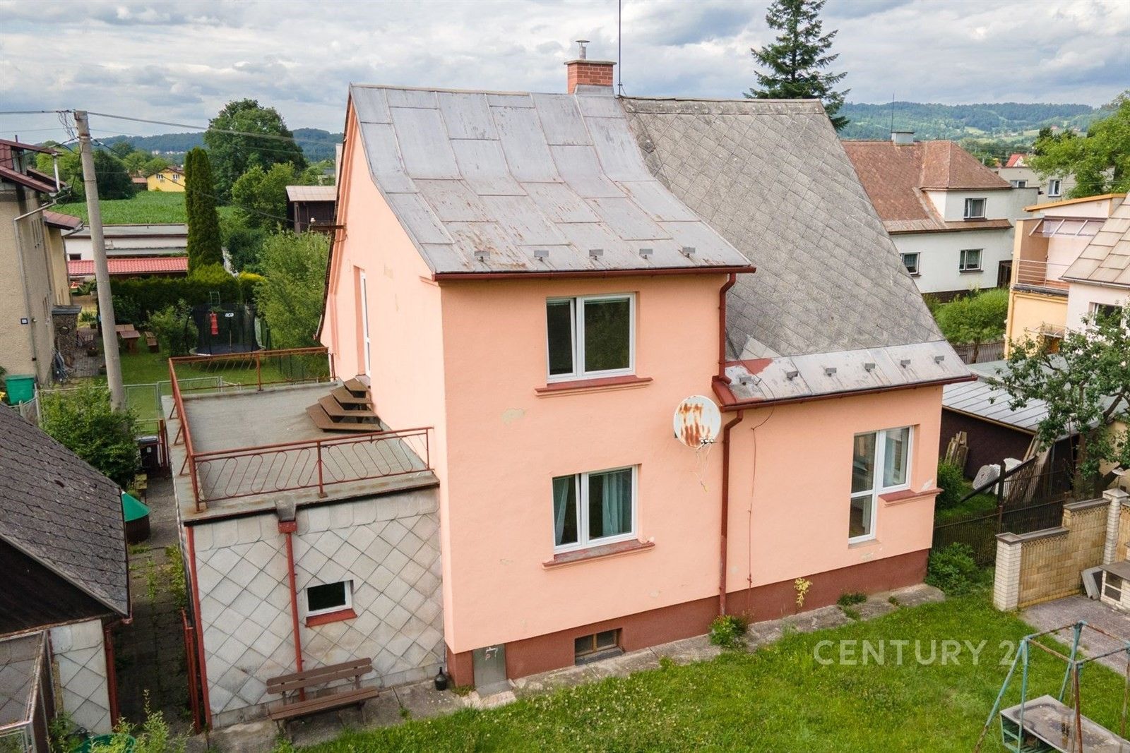 Prodej domu 141 m² - foto 2
