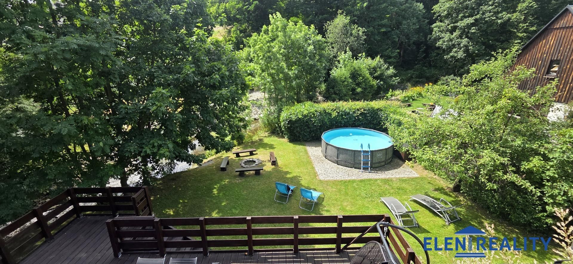 Prodej komerčního prostoru 320 m² - foto 9
