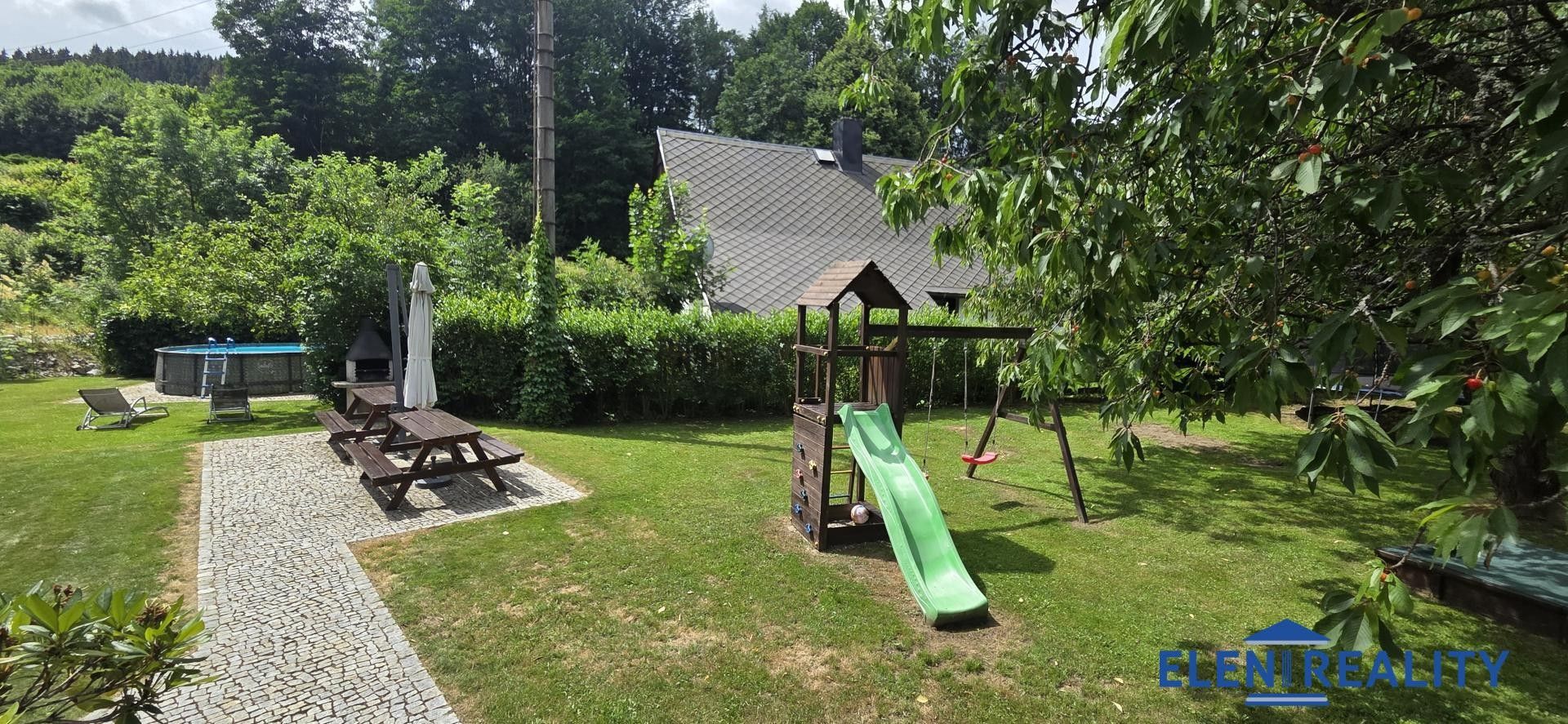 Prodej komerčního prostoru 320 m² - foto 11