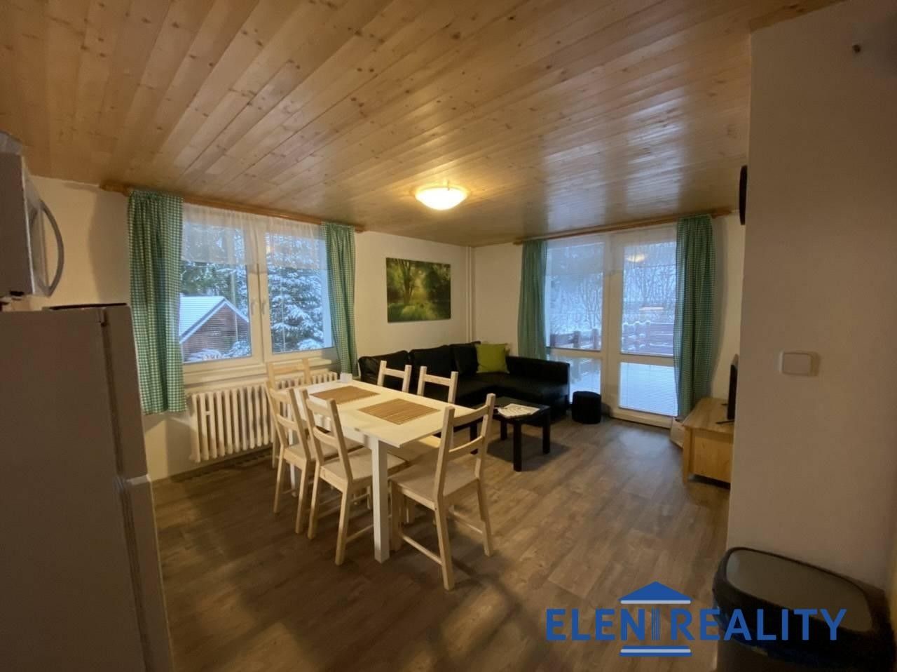 Prodej komerčního prostoru 320 m² - foto 26