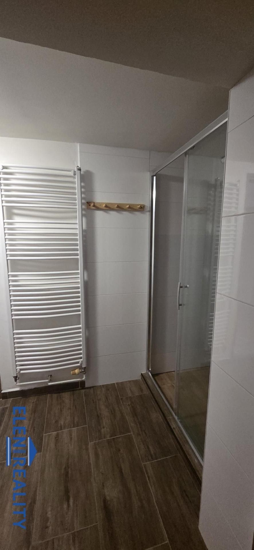 Prodej komerčního prostoru 320 m² - foto 29