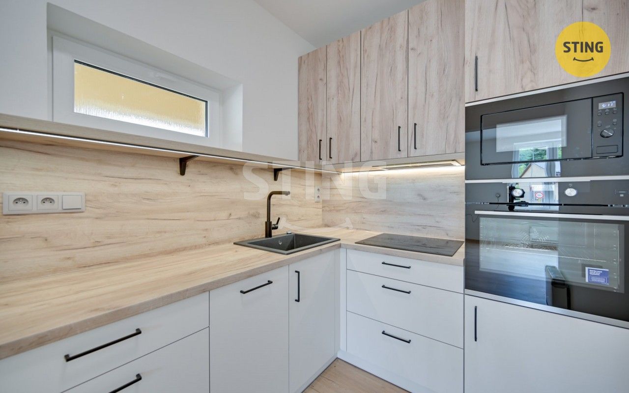 Prodej bytu 2+kk 65 m² - foto 1