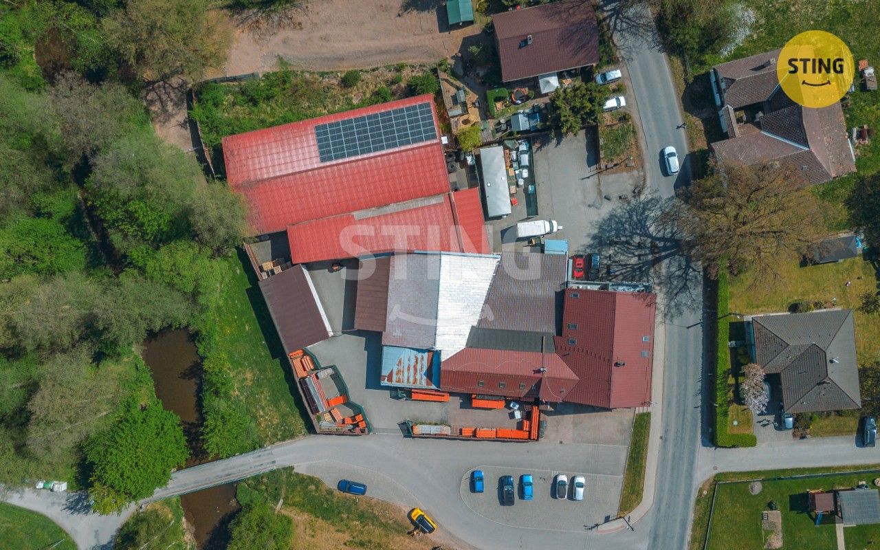 Prodej nemovitosti 1952 m² - foto 4