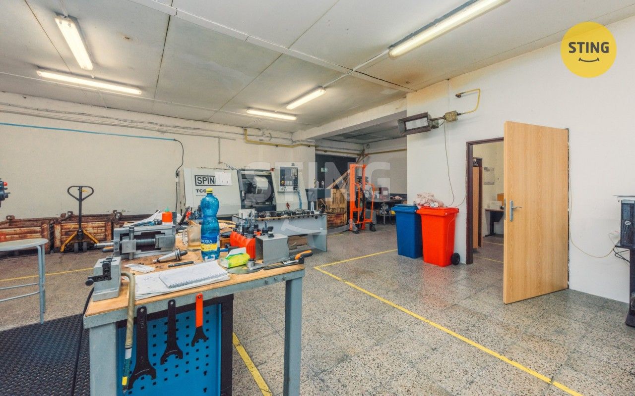 Prodej nemovitosti 1952 m² - foto 18