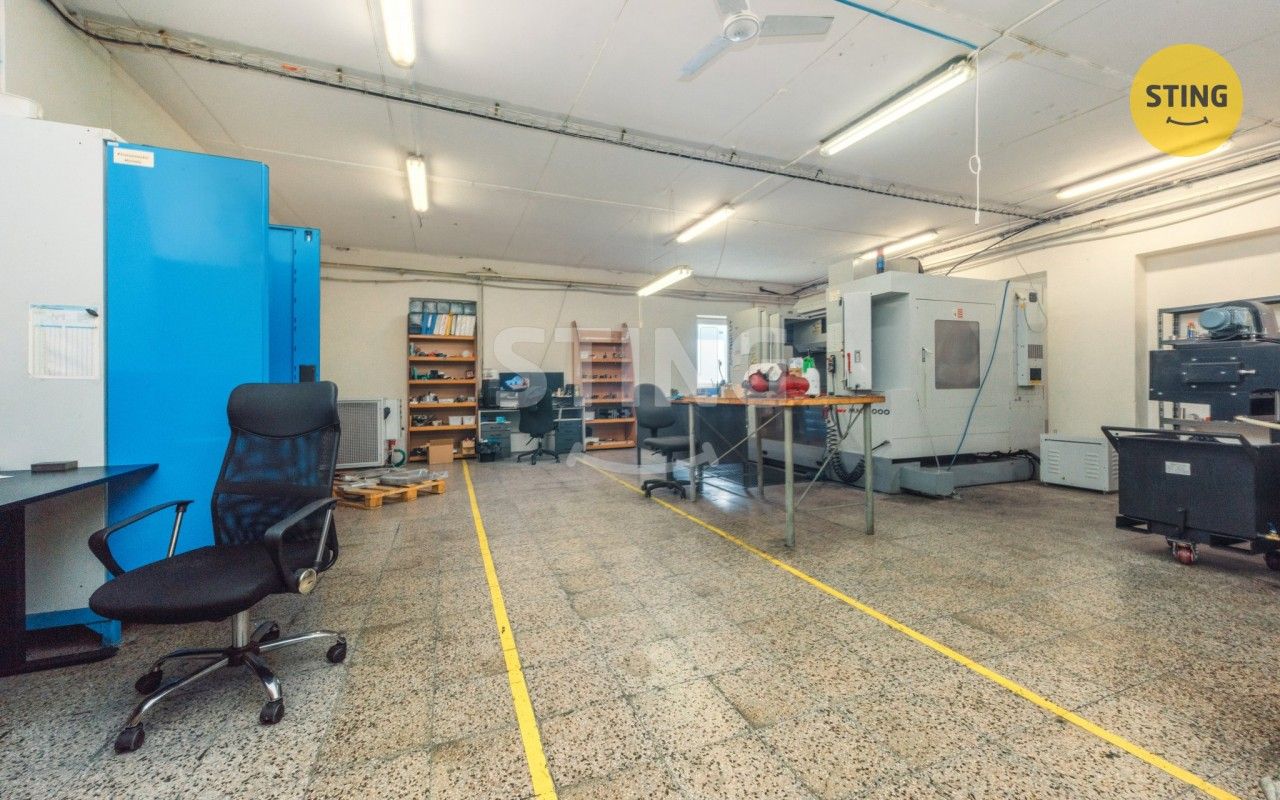 Prodej nemovitosti 1952 m² - foto 17