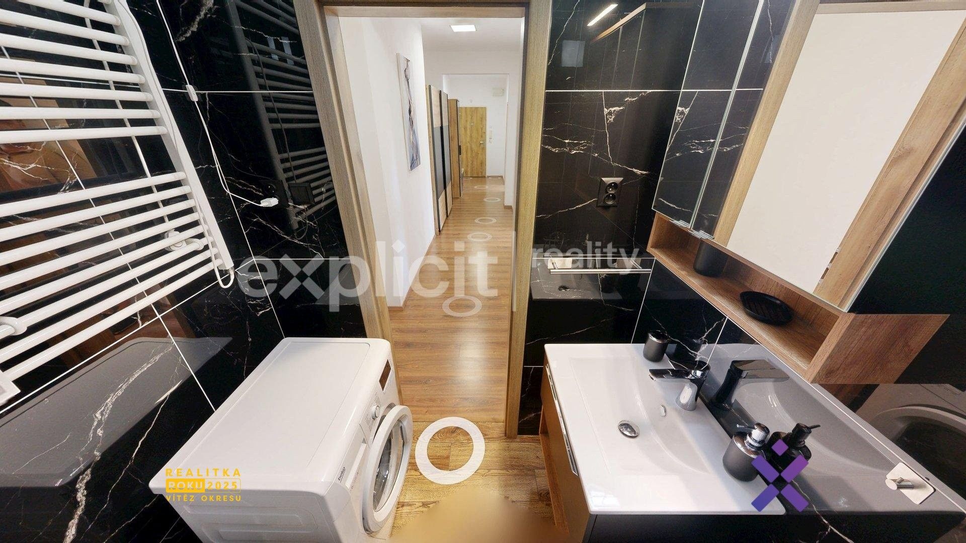 Pronájem bytu 2+1 71 m² - foto 7