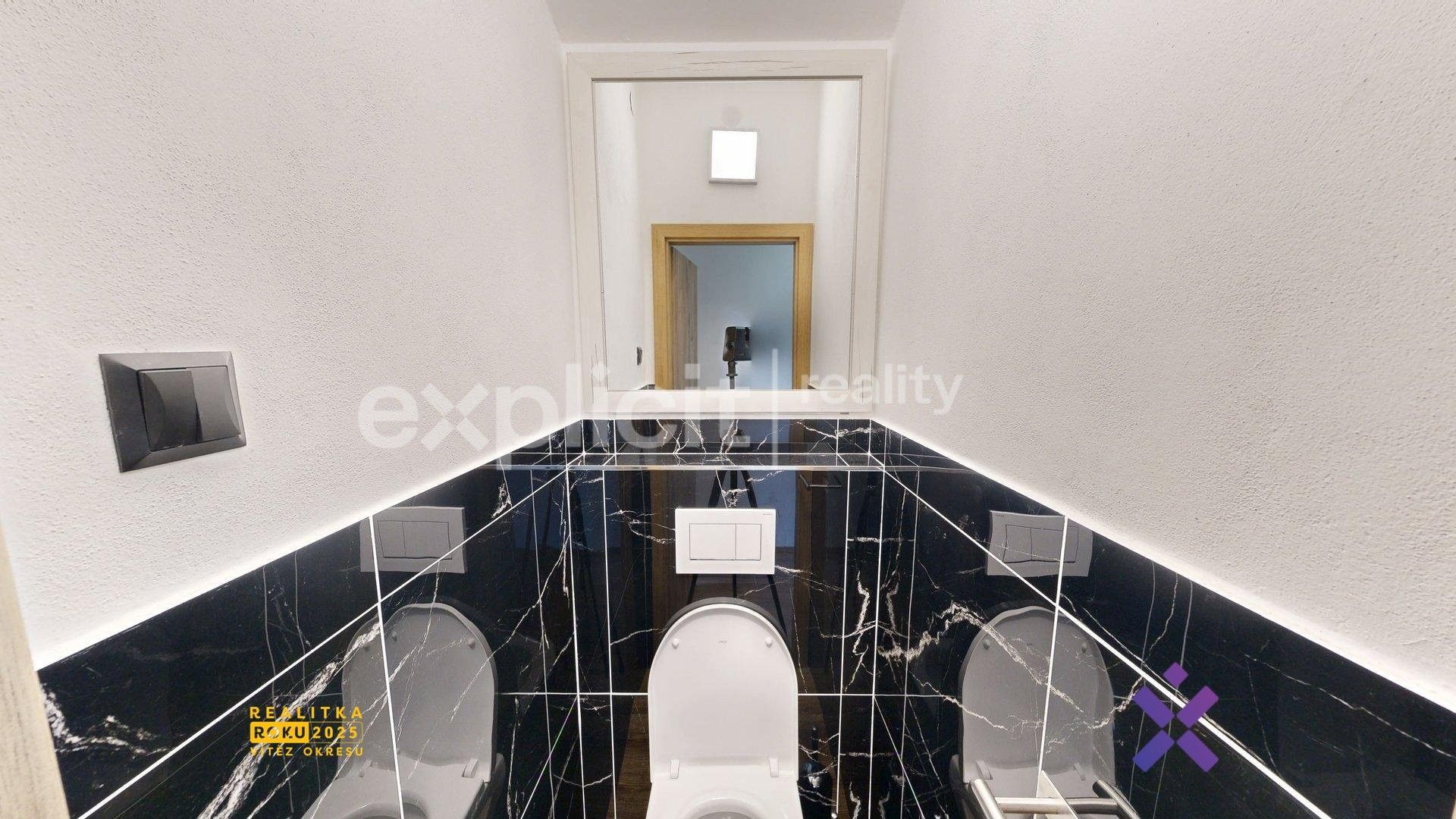 Pronájem bytu 2+1 71 m² - foto 9