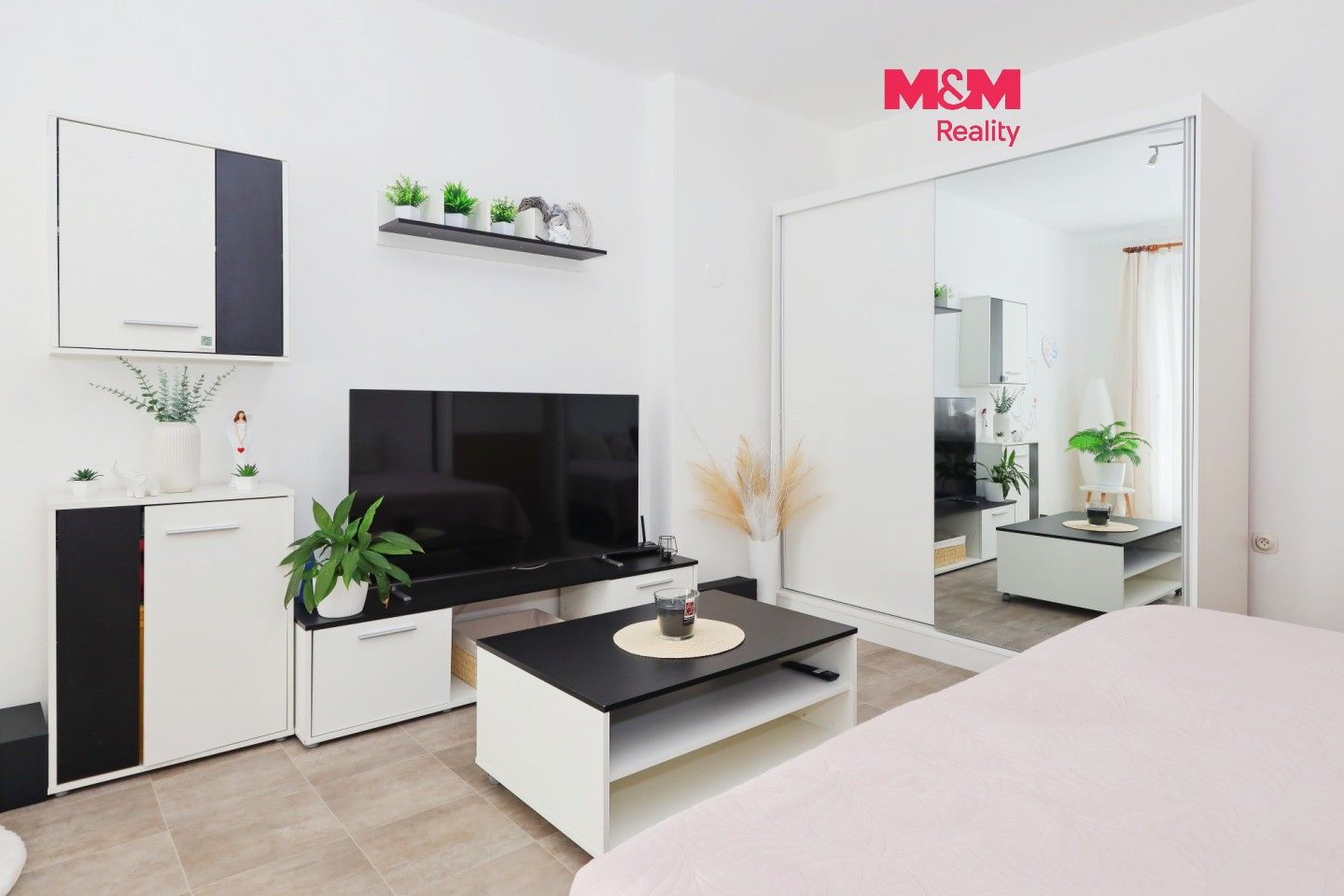 Prodej bytu 2+1 52 m² - foto 1