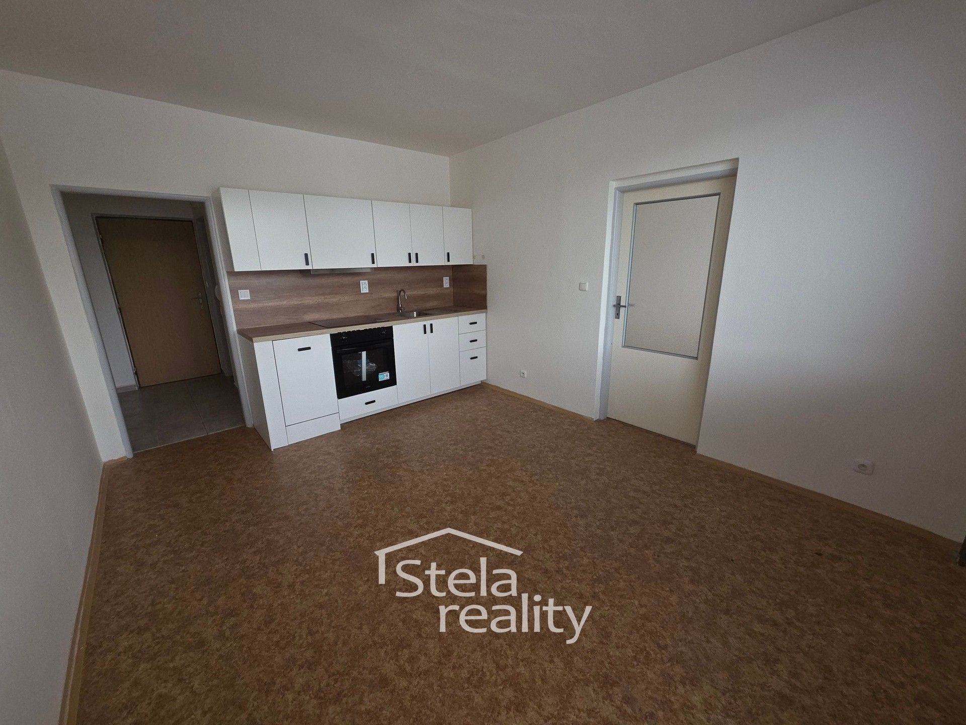 Pronájem bytu 1+1 44 m² - foto 7