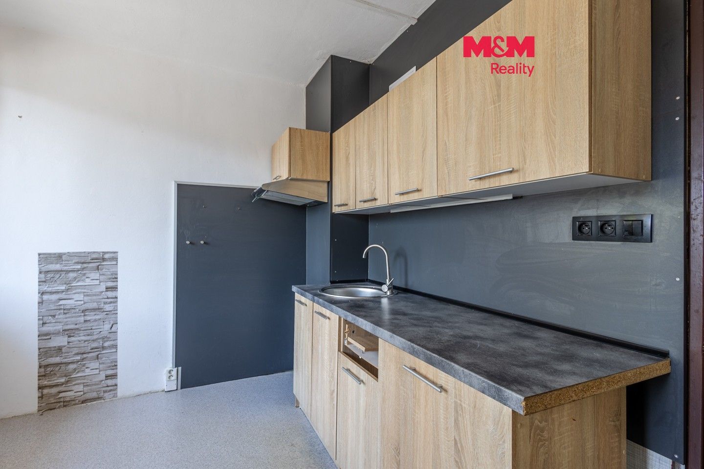 Prodej bytu 2+1 72 m² - foto 1