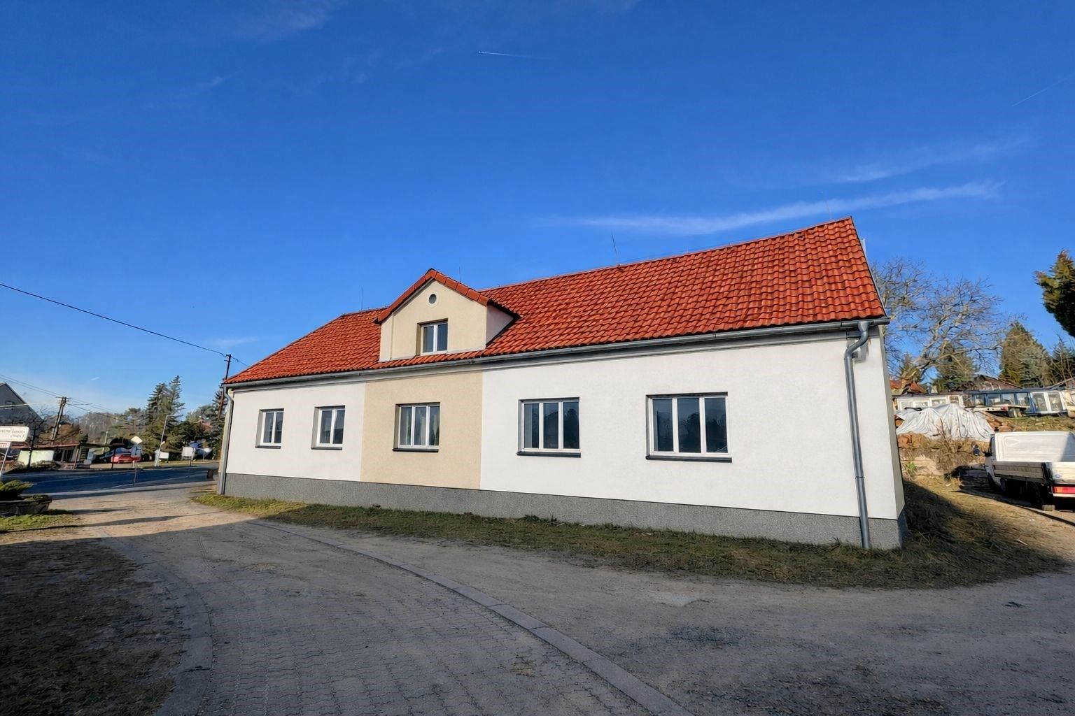 Prodej domu 360 m² - foto 2