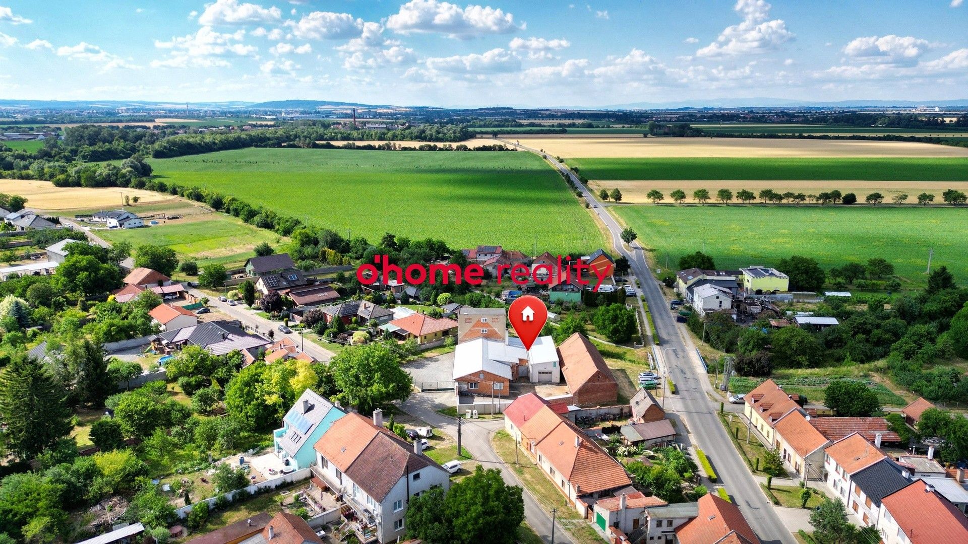 Prodej komerčního prostoru 1210 m² - foto 1