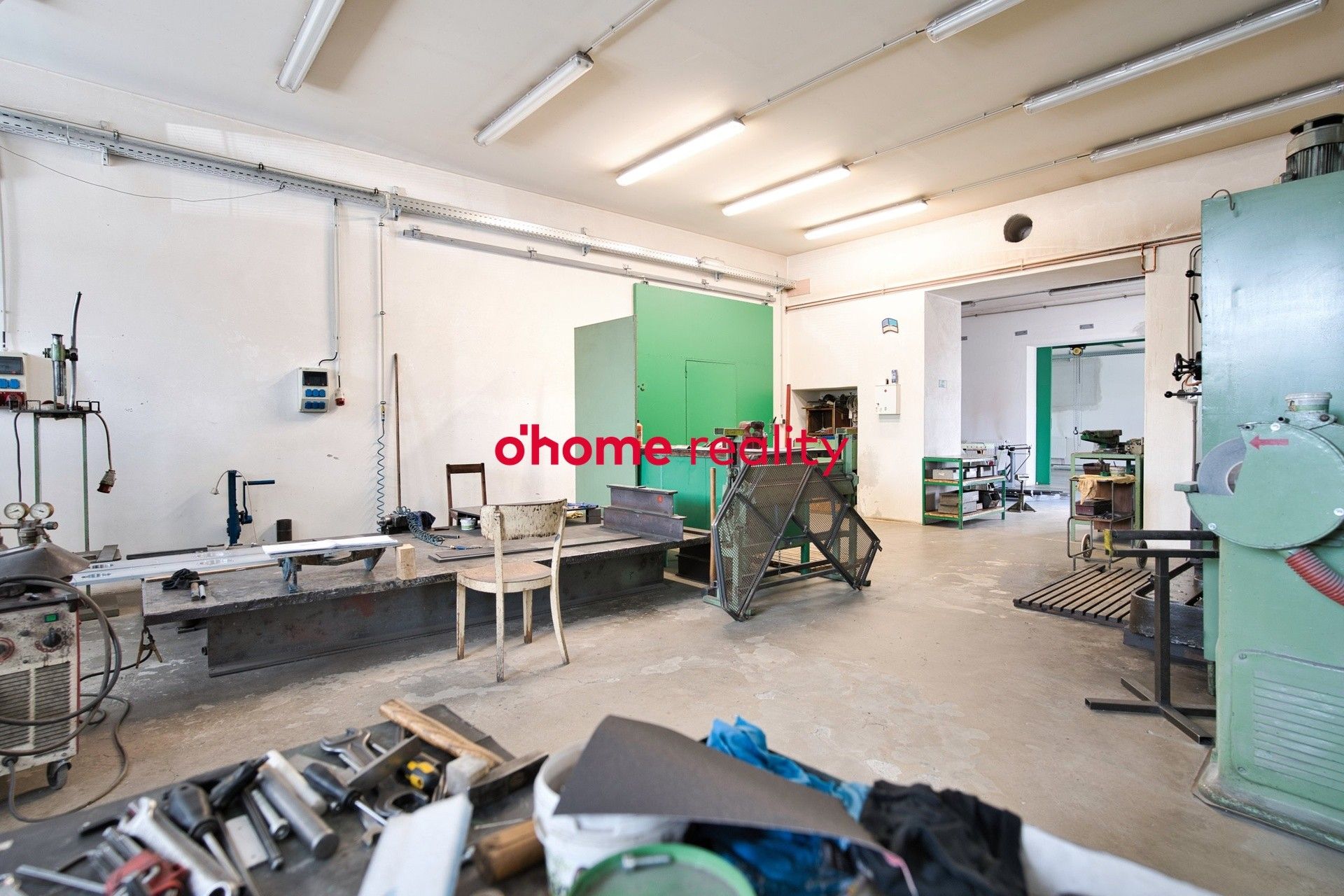 Prodej komerčního prostoru 1210 m² - foto 24