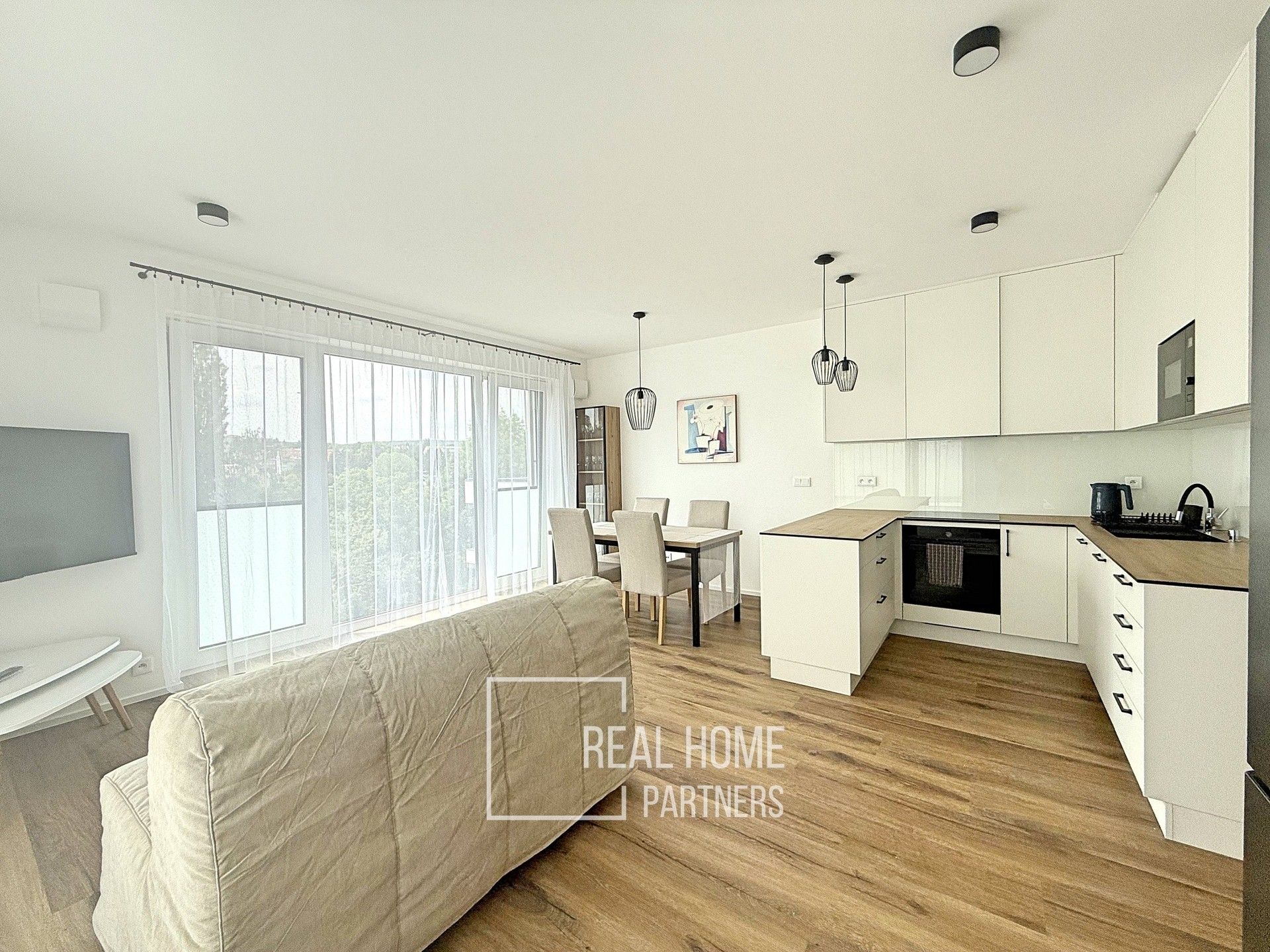 Pronájem bytu 3+kk 67 m² - foto 11