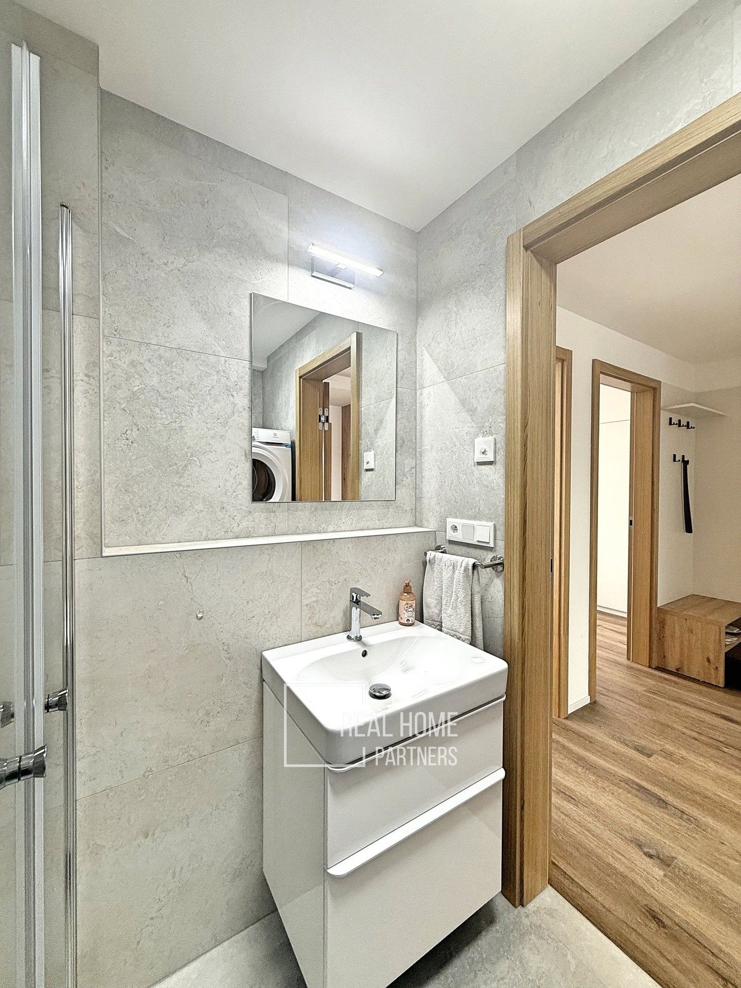 Pronájem bytu 3+kk 67 m² - foto 19