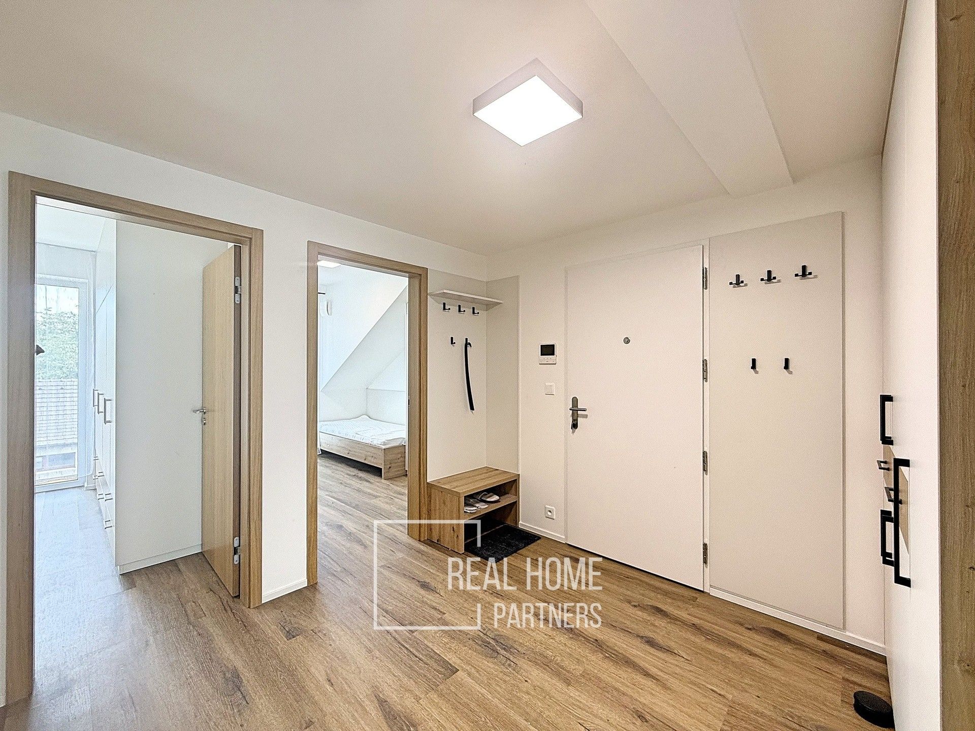 Pronájem bytu 3+kk 67 m² - foto 23