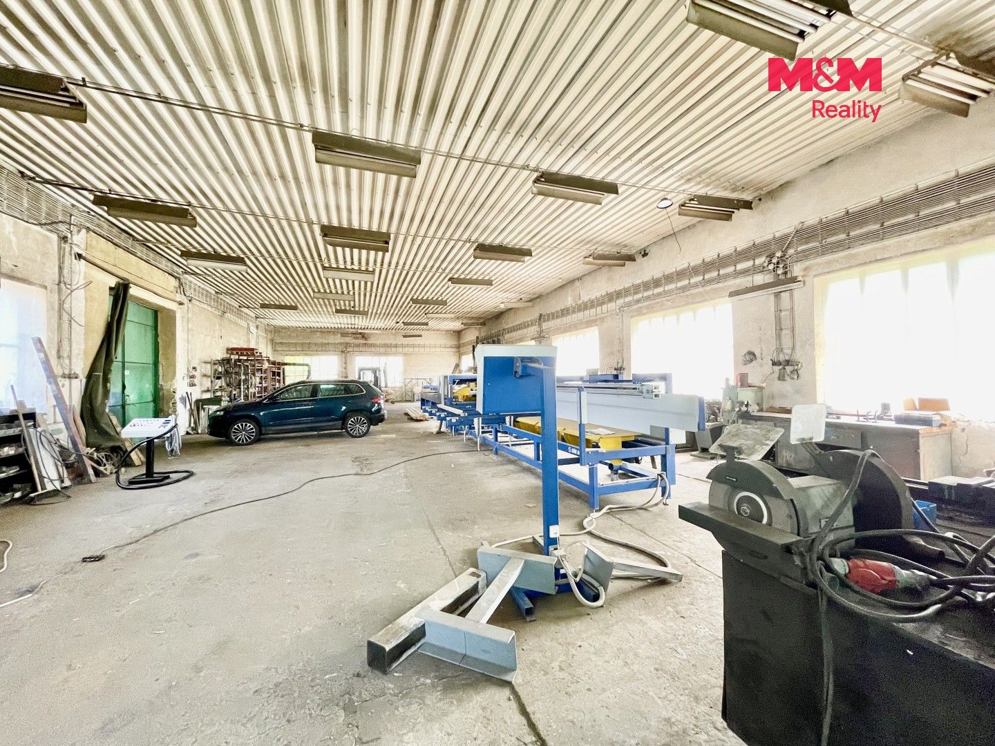 Prodej komerčního prostoru 1050 m² - foto 3
