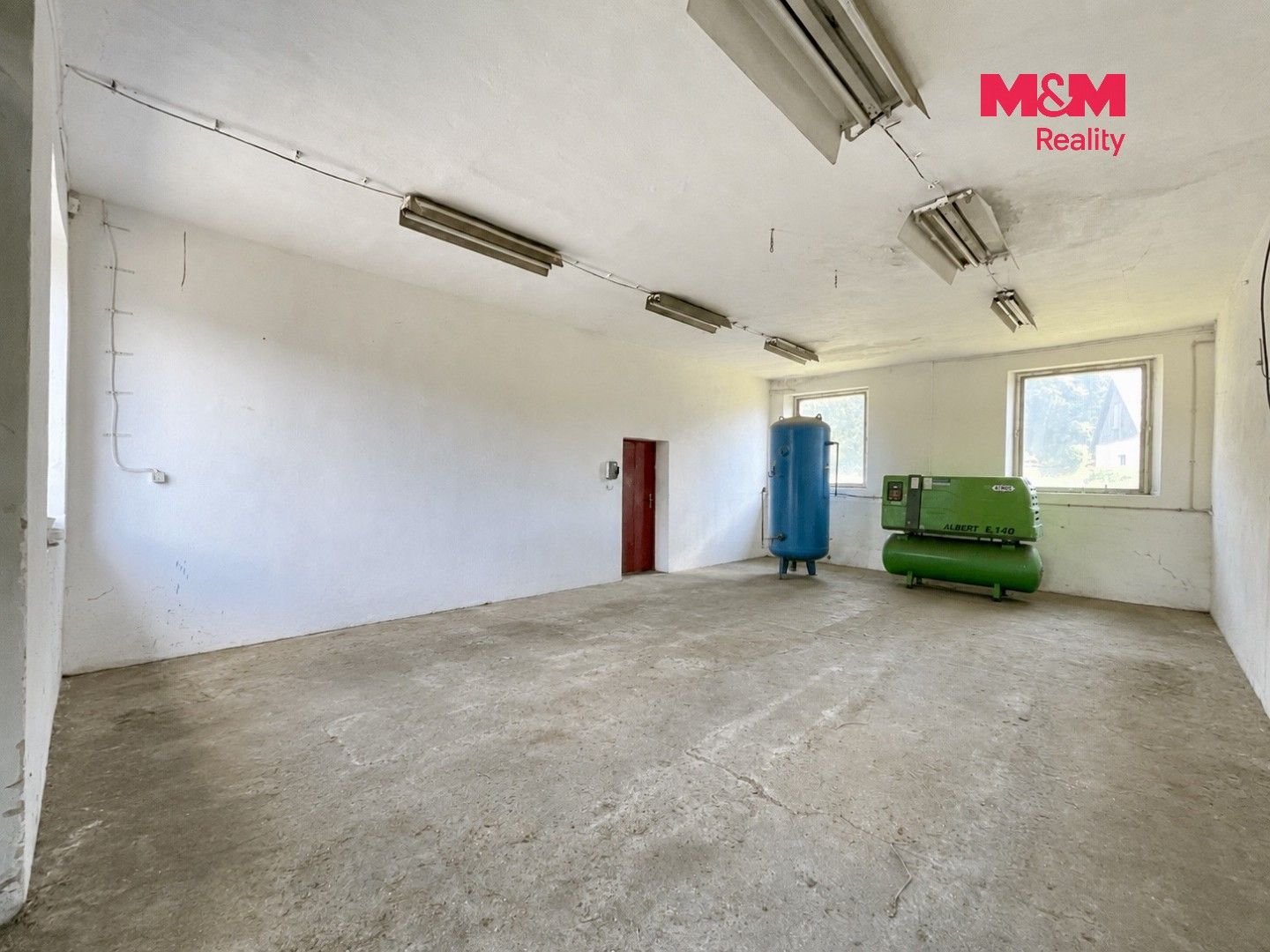 Prodej komerčního prostoru 1050 m² - foto 11