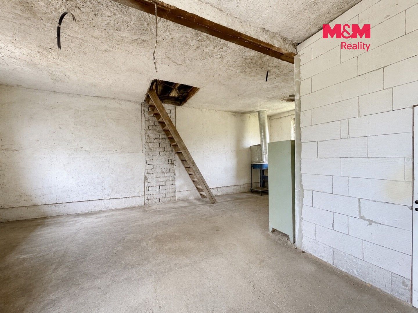 Prodej komerčního prostoru 1050 m² - foto 27